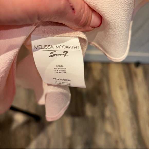 NWT Melissa McCarthy Seven7 Plus Bell Sleeve Sheer Tunic Blouse Soft Pink 1X - Picture 8 of 10